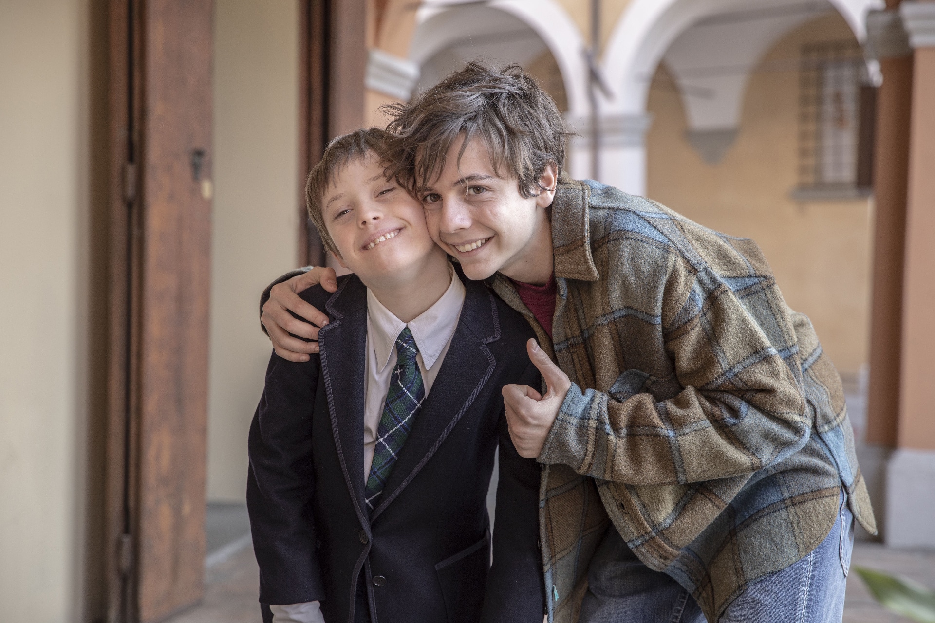 Mio fratello rincorre i dinosauri: la terza divertente clip dal film