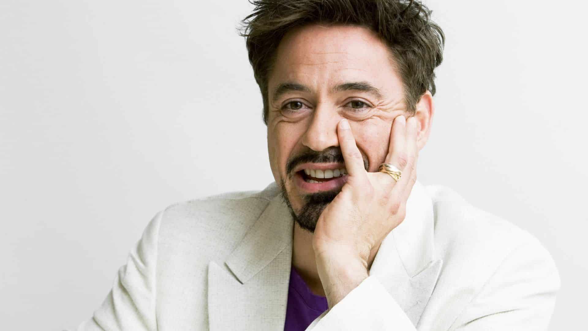 Robert Downey Jr. sfoggia il suo rivoluzionario taglio di capelli! [FOTO]