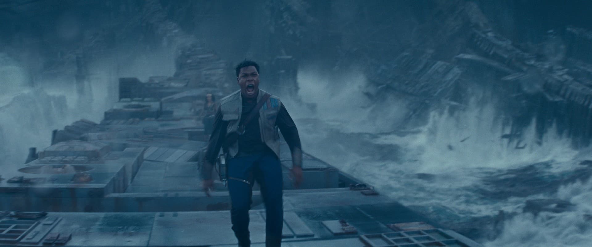 Star Wars: John Boyega condivide un video inedito con Chewbecca
