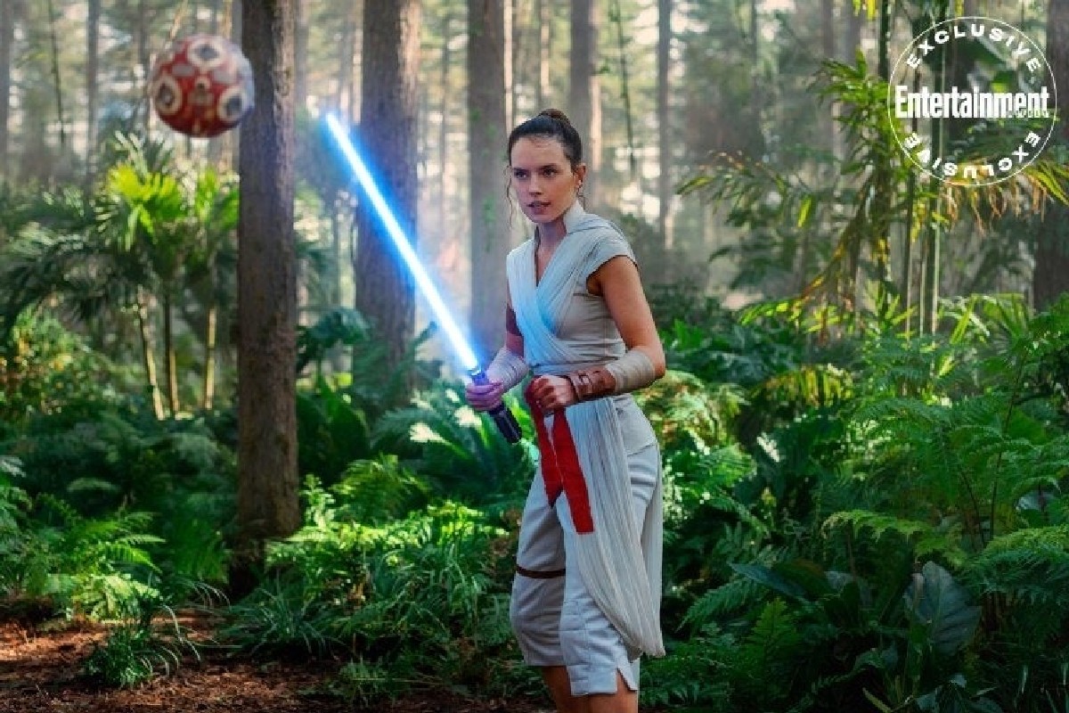 Star Wars: L’Ascesa di Skywalker: Daisy Ridley dubita della parentela tra Rey e Kylo Ren