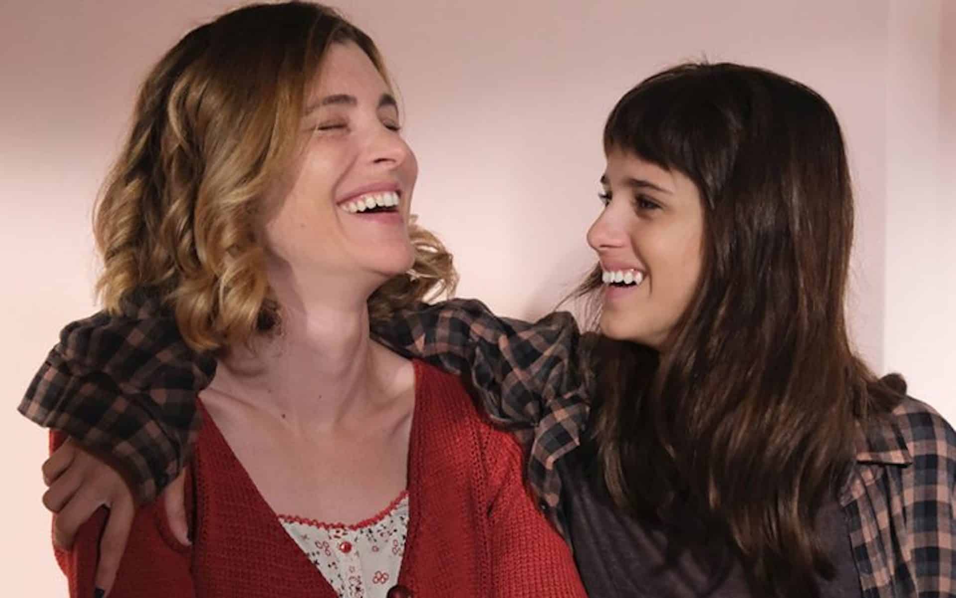 Regali Di Natale Film.18 Regali 5 Buoni Motivi Per Vedere Il Film Con Benedetta Porcaroli