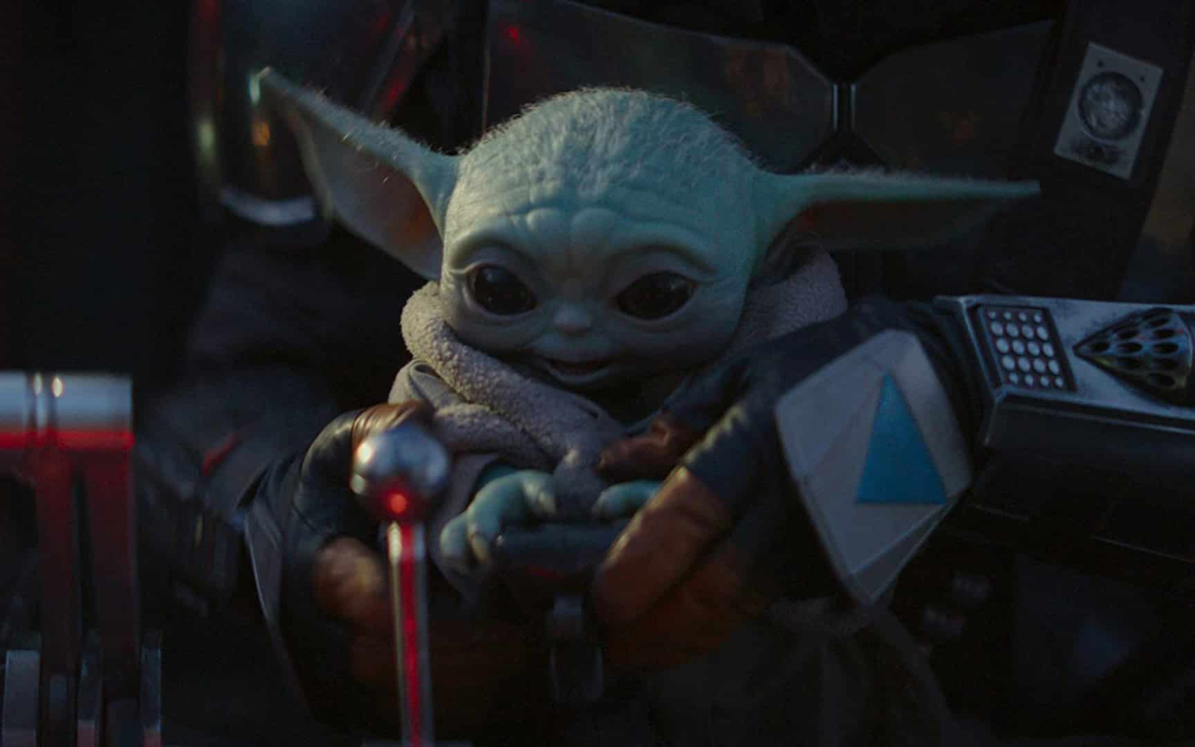 Baby Yoda su una Speeder Bike nel finale di The Mandalorian [SPOILER]