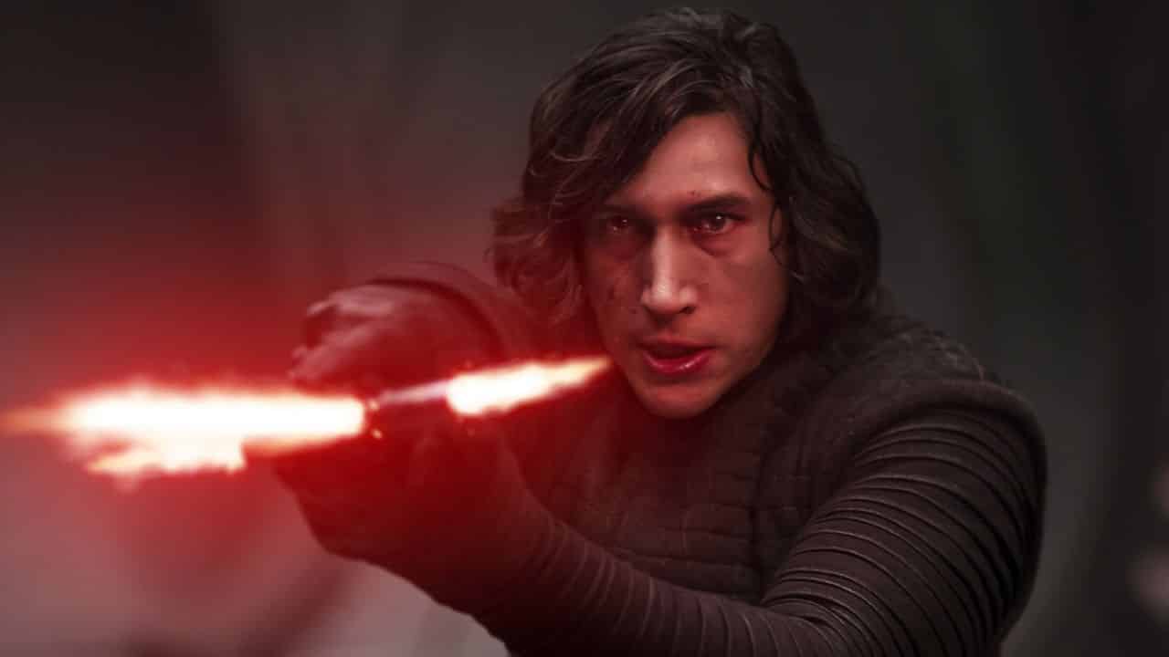 Star Wars: svelato perché Kylo Ren ripara la maschera