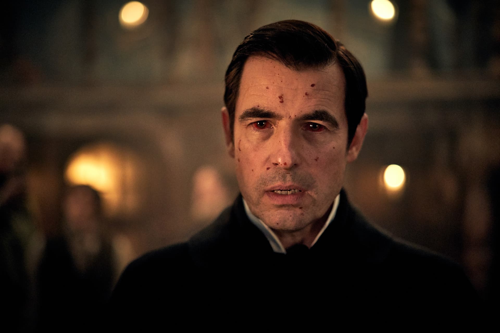 Dracula: recensione della serie TV Netflix di Gatiss e Moffat