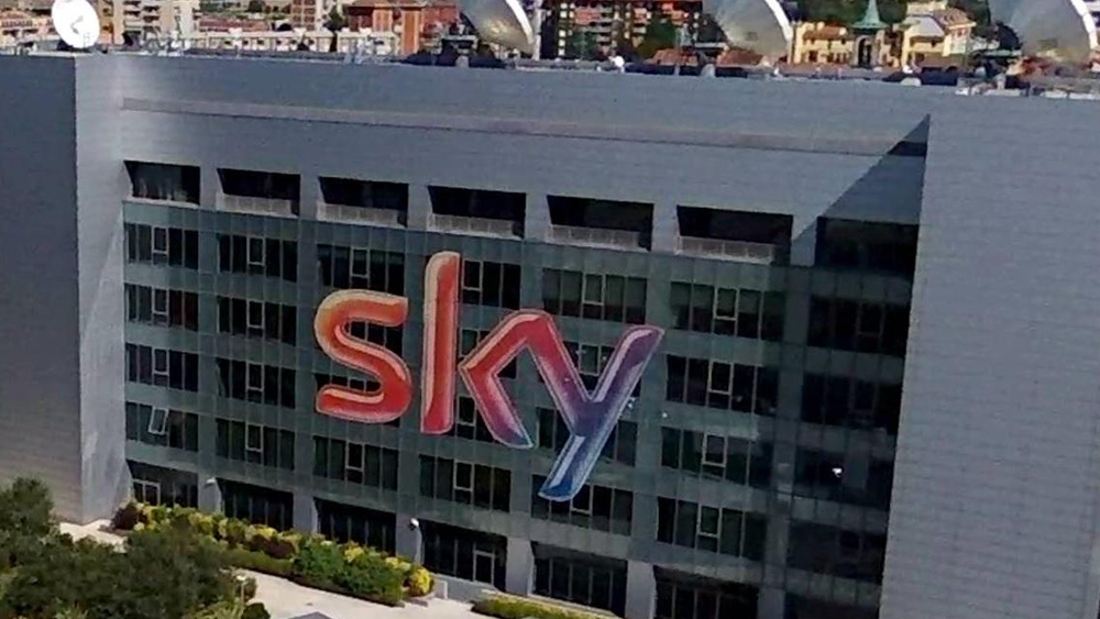 Sky: gli abbonati potranno accedere gratuitamente a tutti i pacchetti