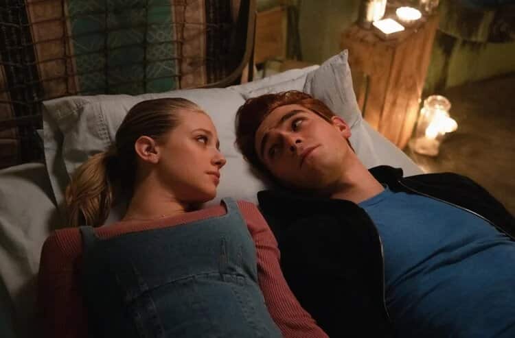 KJ Apa e Lili Reinhart, cinematographe.it