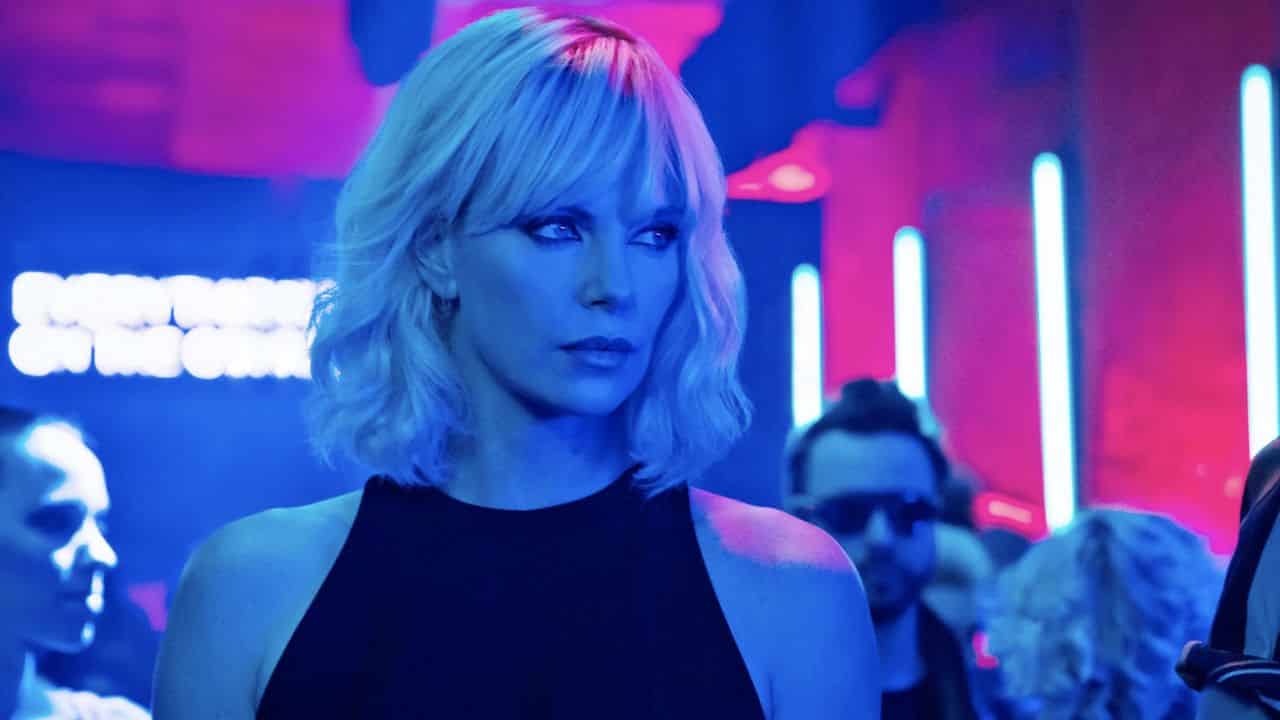 La scioccante trasformazione di Charlize Theron in Atomica Bionda [VIDEO]