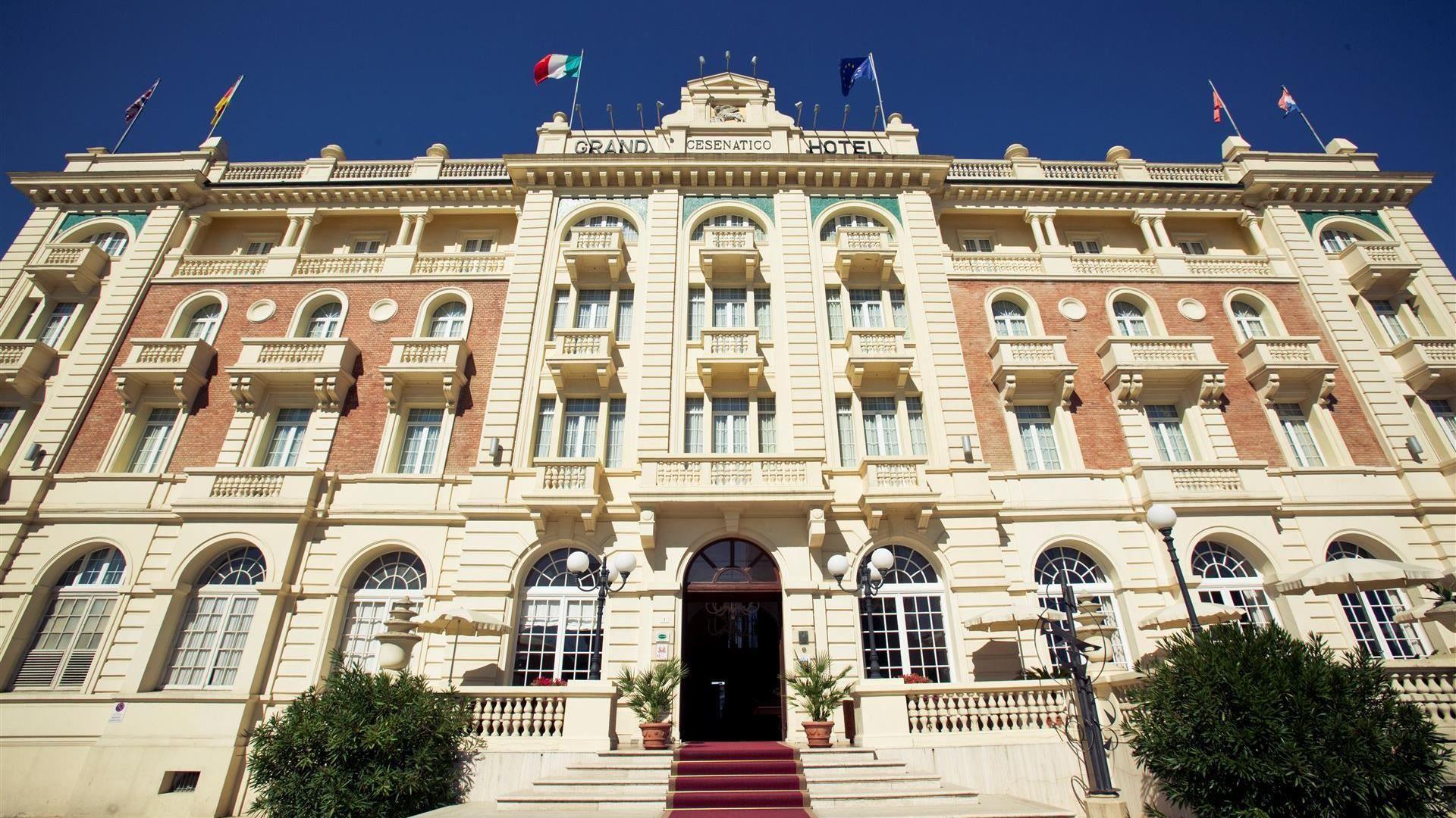 grand hotel cesenatico summertime