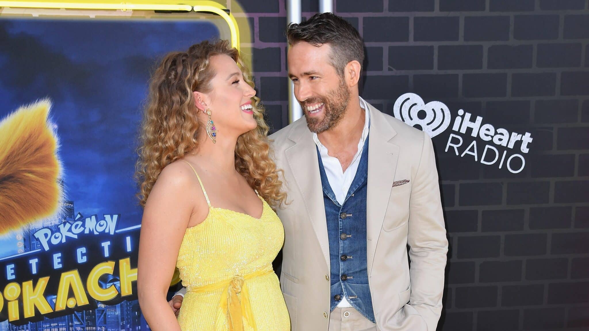 Ryan Reynolds: la moglie Blake Lively commenta una sua foto in mutande
