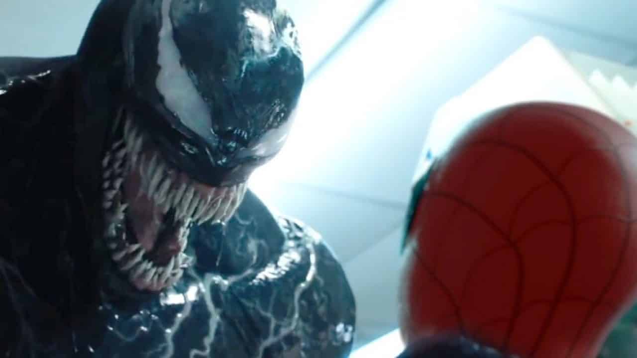 Venom: Tom Hardy posta una foto del simbionte che mangia Spider-Man