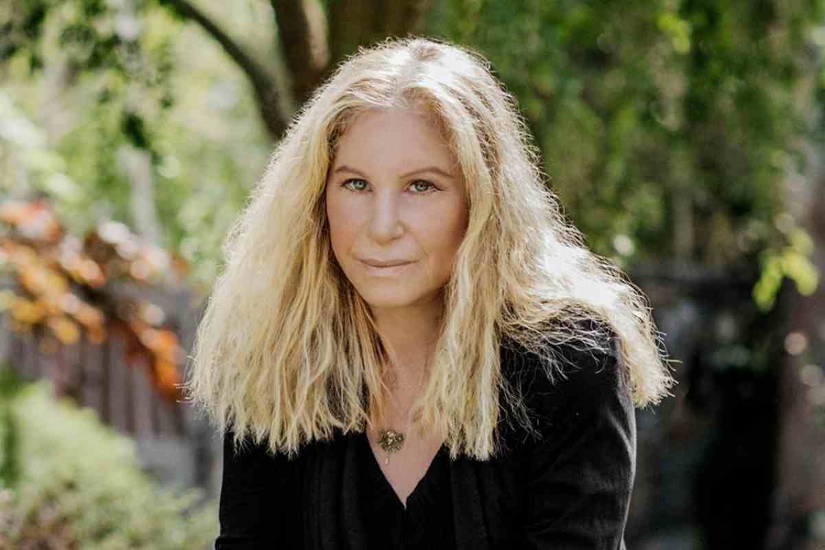 Barbra Streisand dona azioni della Disney alla figlia di George Floyd