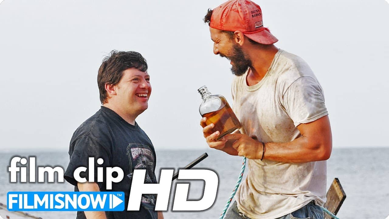 In viaggio verso un sogno: nella nuova clip andiamo a pesca con Shia LaBeouf