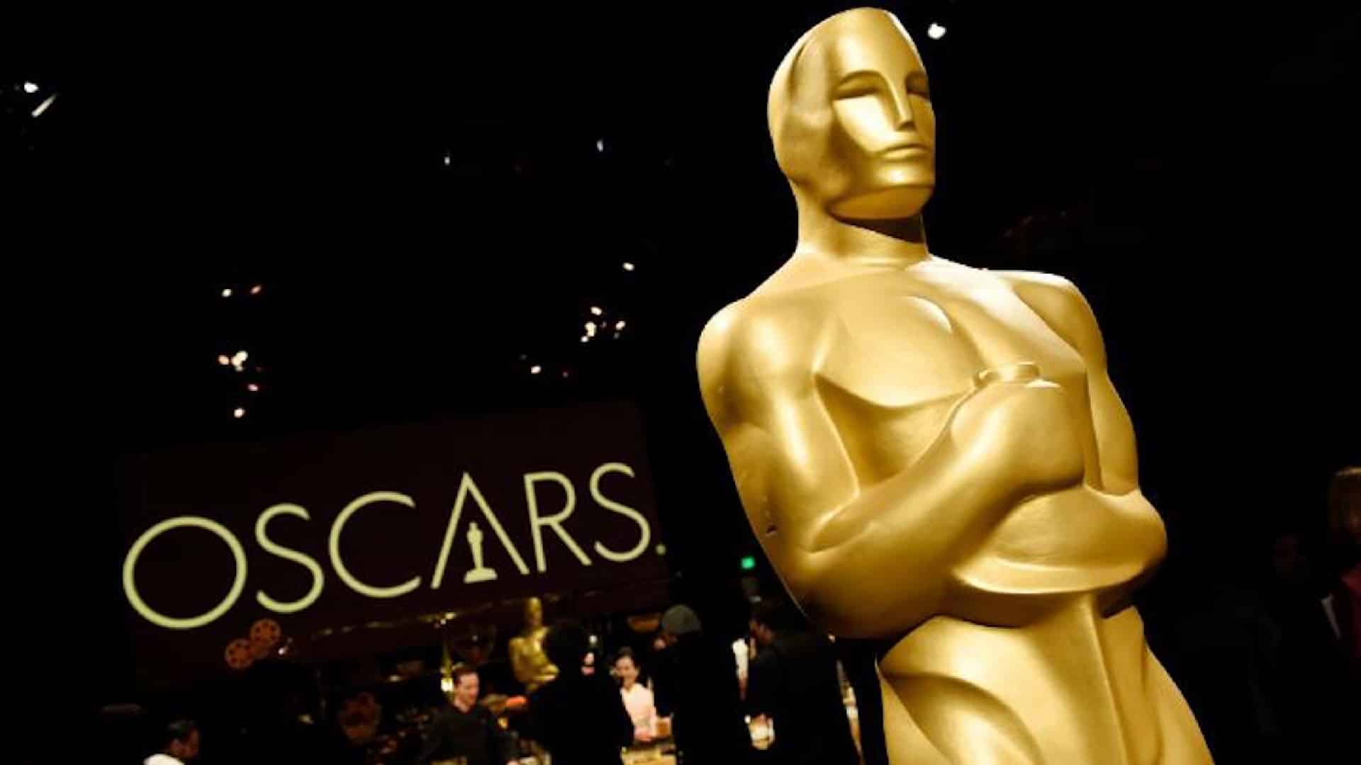 Quella volta che un uomo nudo irruppe sul palco degli Oscar: la tragica e sorprendente verità dietro l’imbarazzante evento