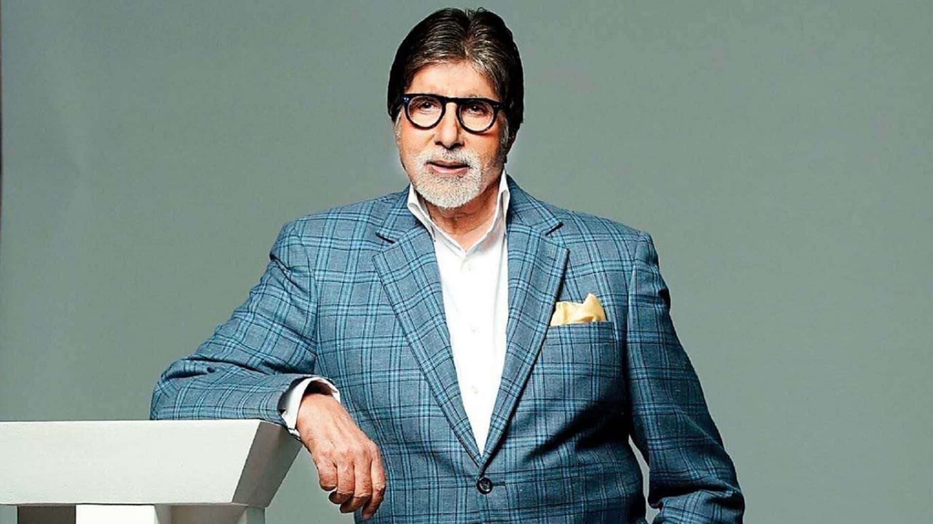 Amitabh Bachchan: la star di Bollywood è positiva al coronavirus