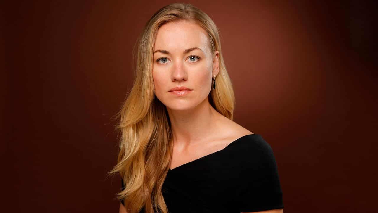 Yvonne Strahovski non vuole cambiare il suo cognome per Hollywood