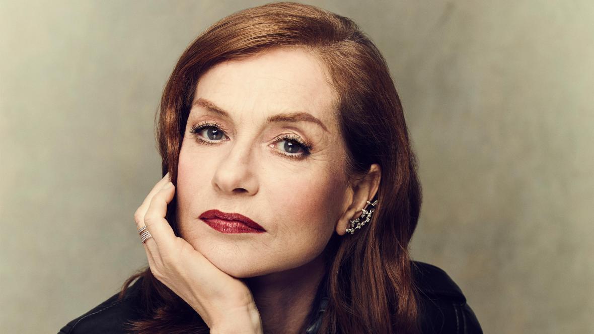 Festival di Berlino 2022: Isabelle Huppert riceverà l’Orso d’oro alla carriera