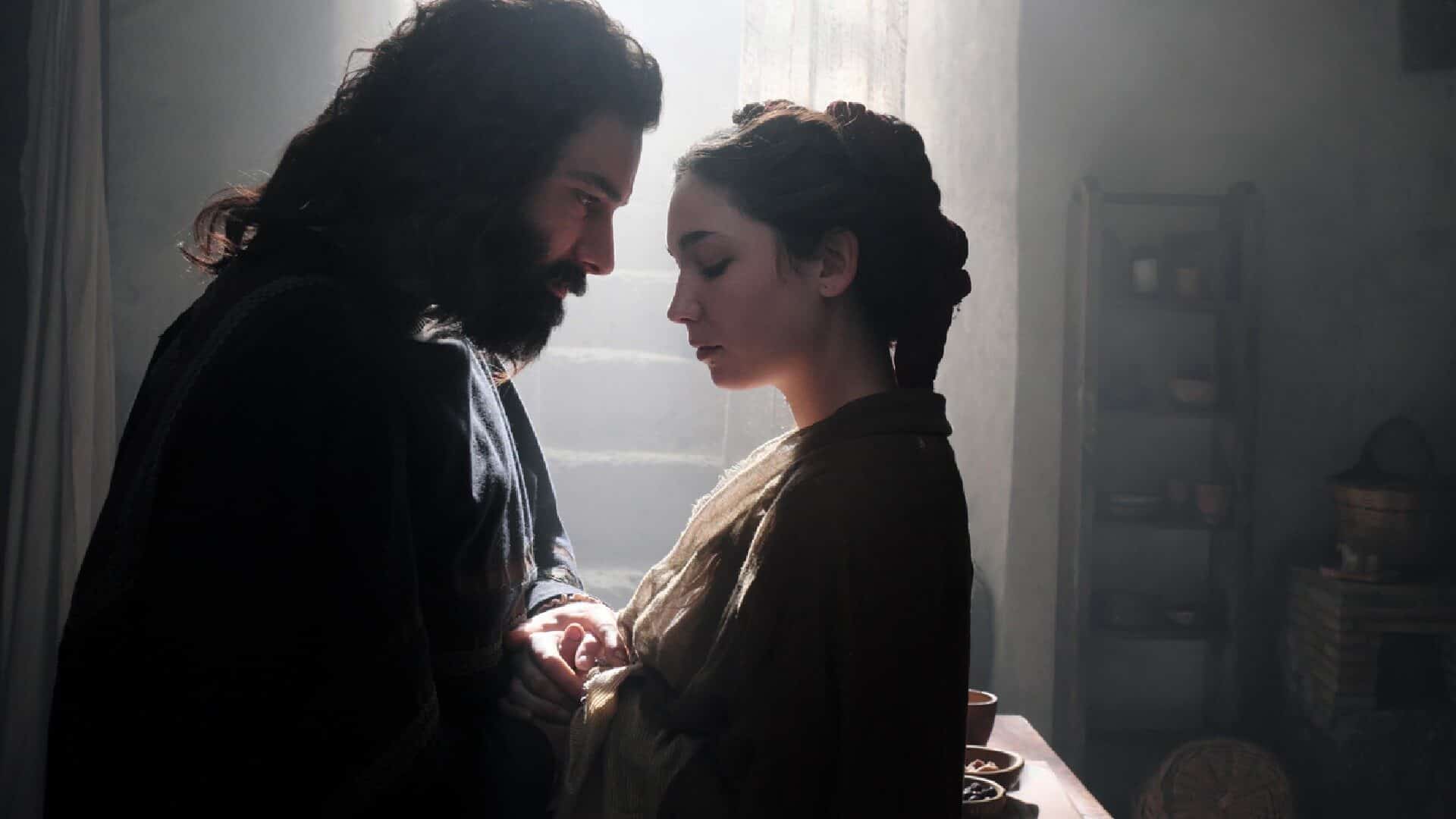 LEONARDO aidan turner 
