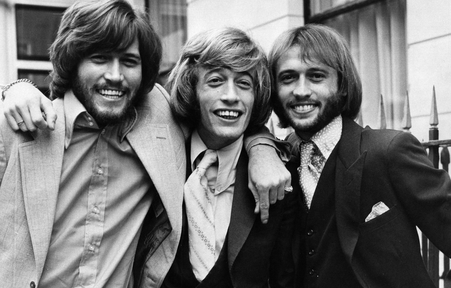 The Bee Gees: How Can You Mend a Broken Heart – trailer e poster del doc