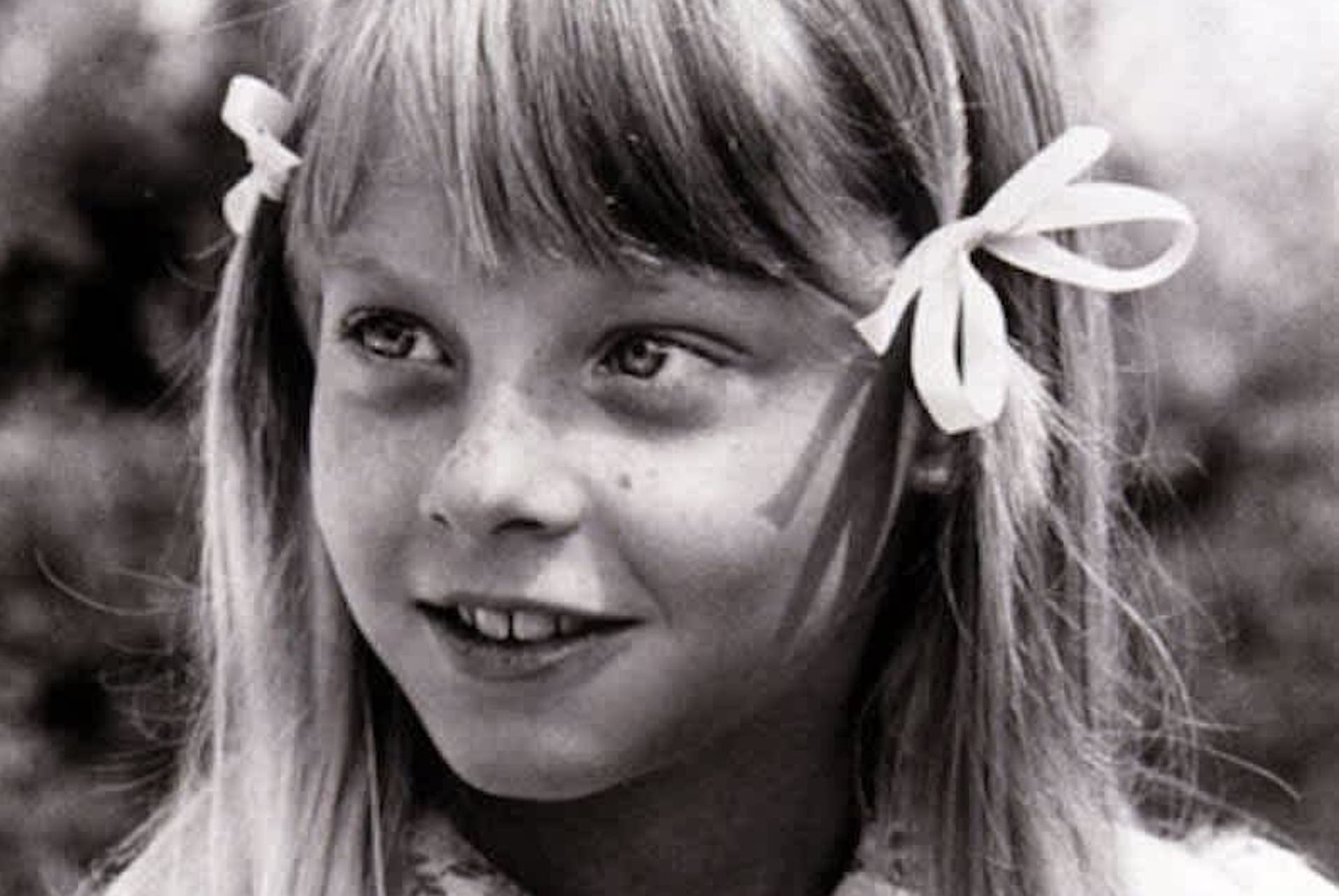 L’avete riconosciuta? Oggi compie 58 anni ed è famosa per un ruolo da brividi [FOTO]