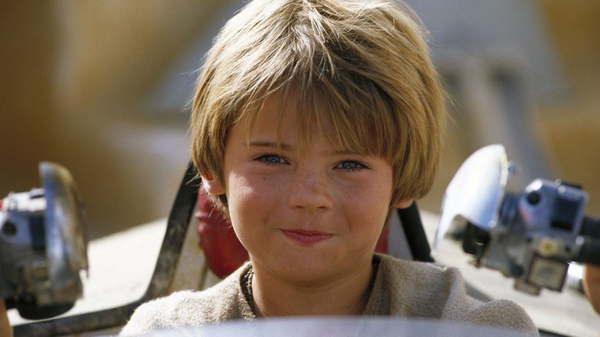 Lo avete riconosciuto? Ecco come è oggi Anakin Skywalker di Star Wars – La Minaccia Fantasma