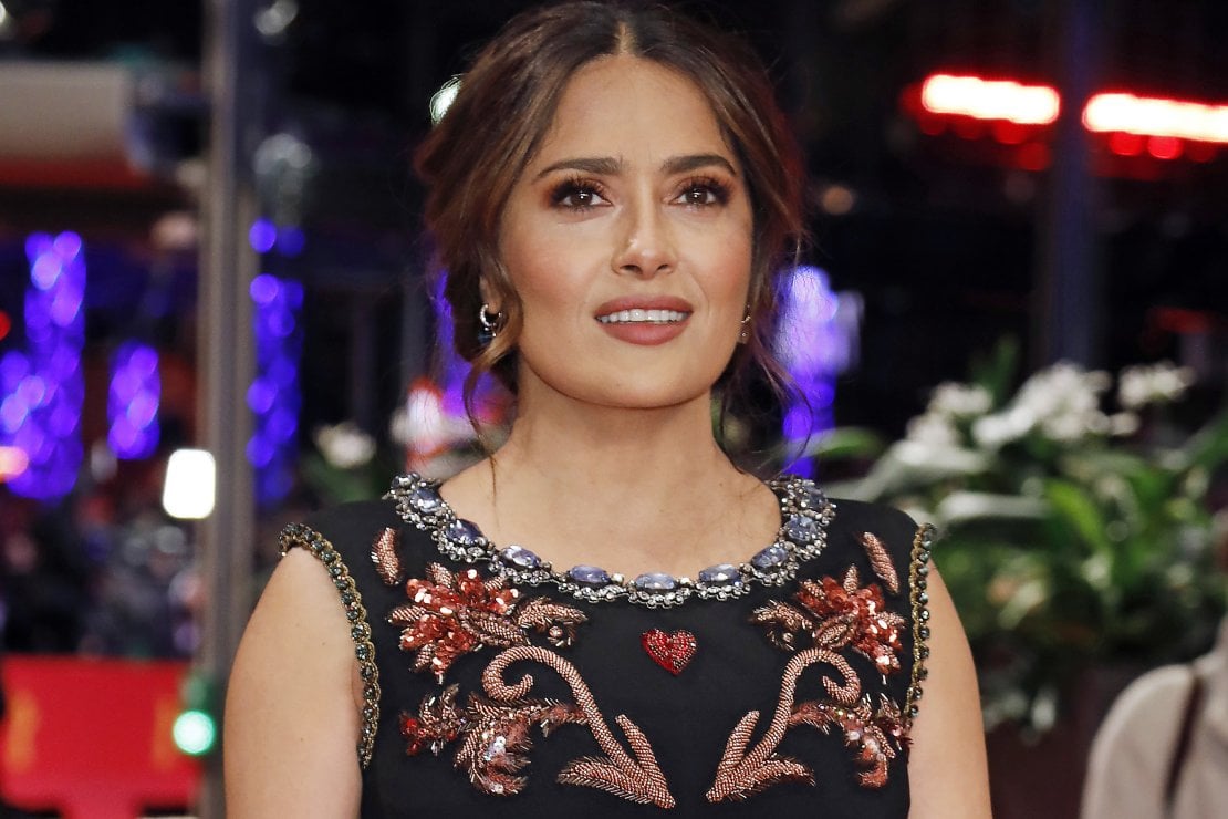 Avete mai visto la casa di Salma Hayek? È immersa nella natura e ha una vista mozzafiato!