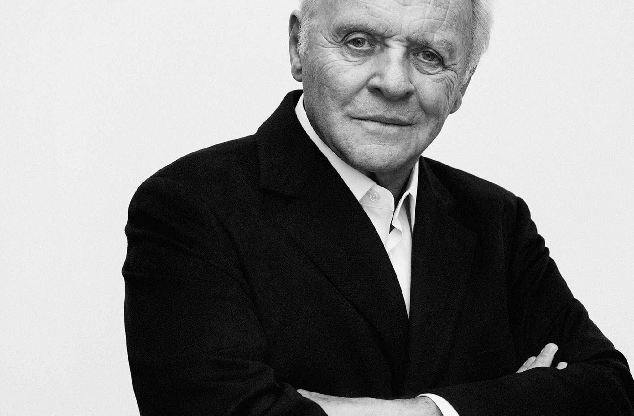 Anthony Hopkins festeggia 45 anni di sobrietà. Ecco il suo toccante messaggio