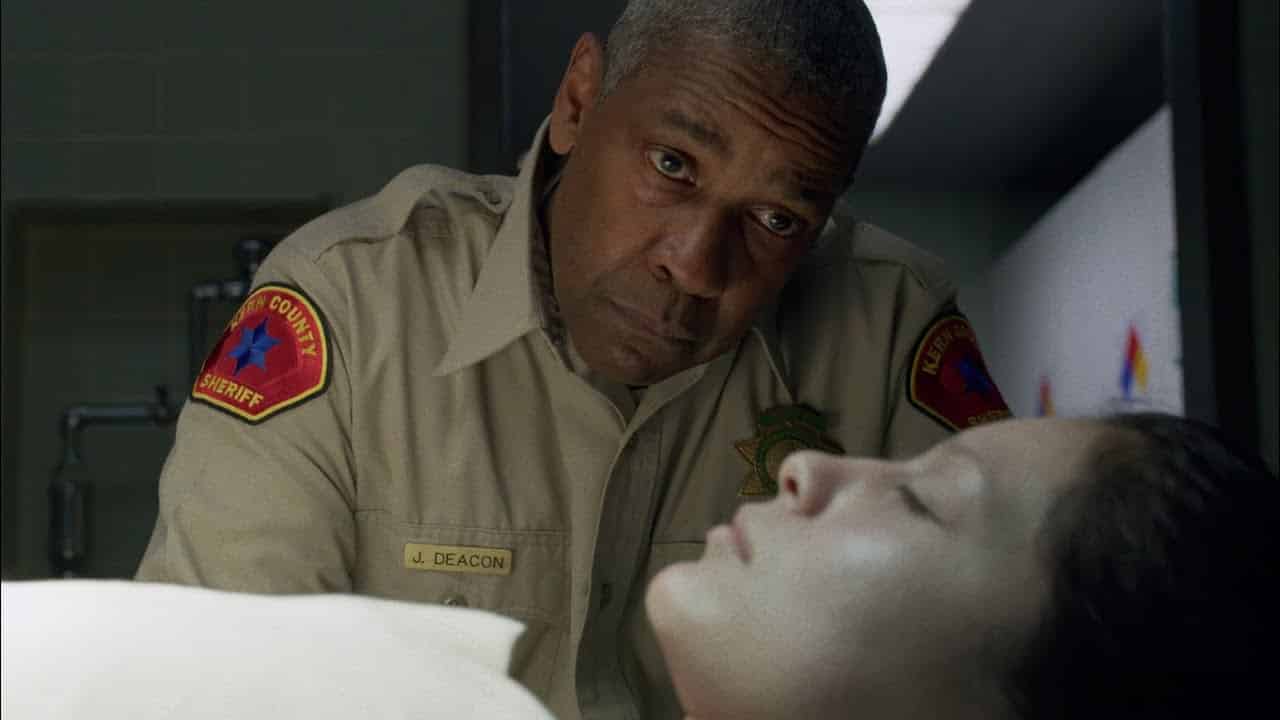 Fino all’ultimo indizio: trailer e data d’uscita del film con Denzel Washington