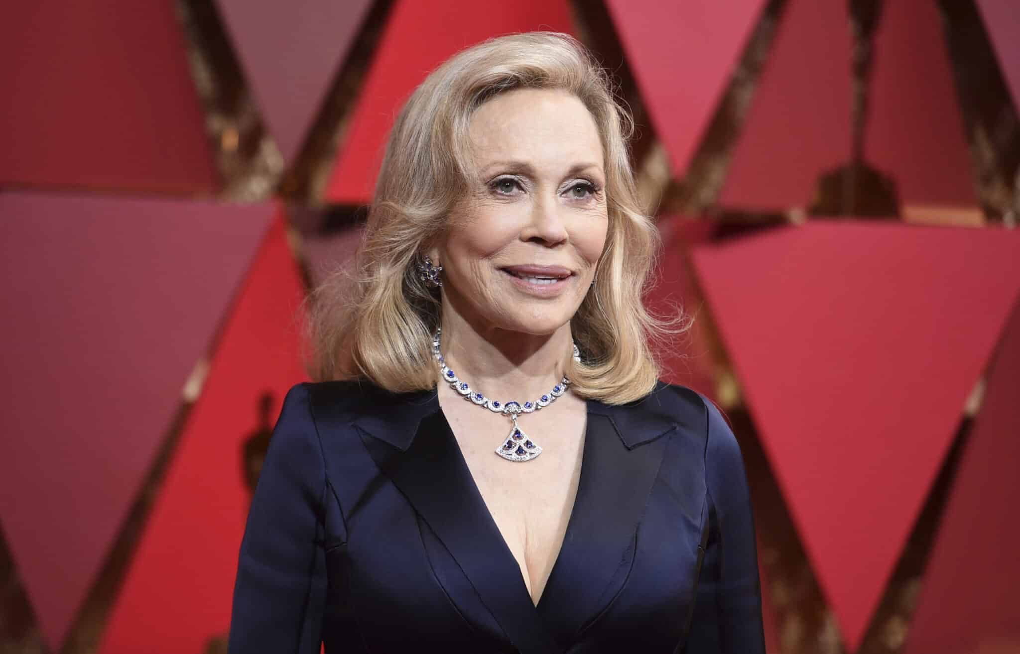 Avete mai visto il figlio di Faye Dunaway? È stato adottato, fa l’attore e la mamma è la sua più grande fonte d’ispirazione