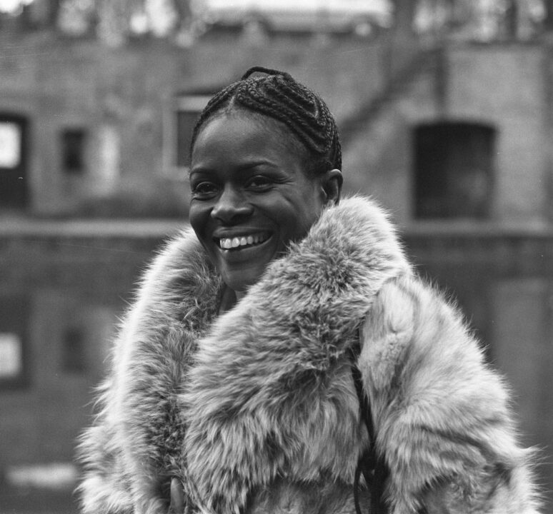 Cicely Tyson sorridente