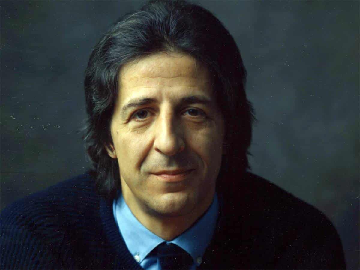 Moriva oggi uno dei più grandi cantautori e attori italiani, il nostro dolce omaggio