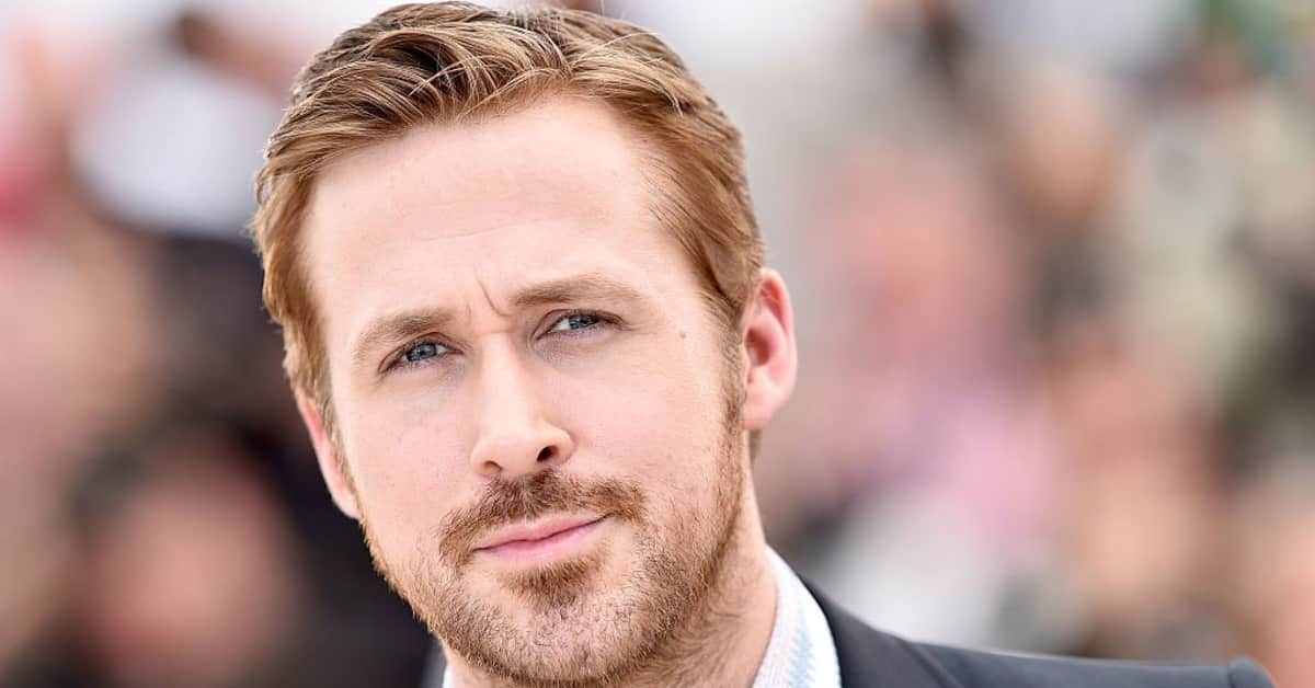 Avete mai visto la casa di Ryan Gosling? È super lussuosa, ha un giardino che è quasi un parco ed ha un nome italiano!