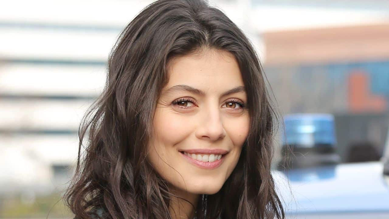 Alessandra Mastronardi: “interpretare Carla Fracci è stato un intenso lavoro fisico e psicologico”