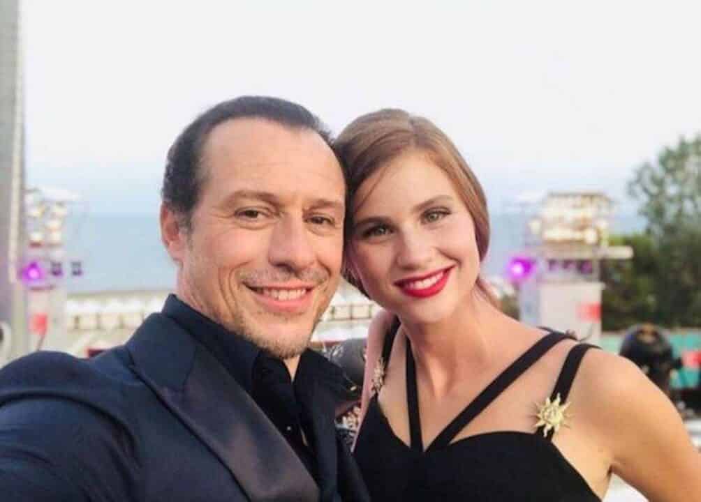 Stefano Accorsi e Bianca Vitali selfie