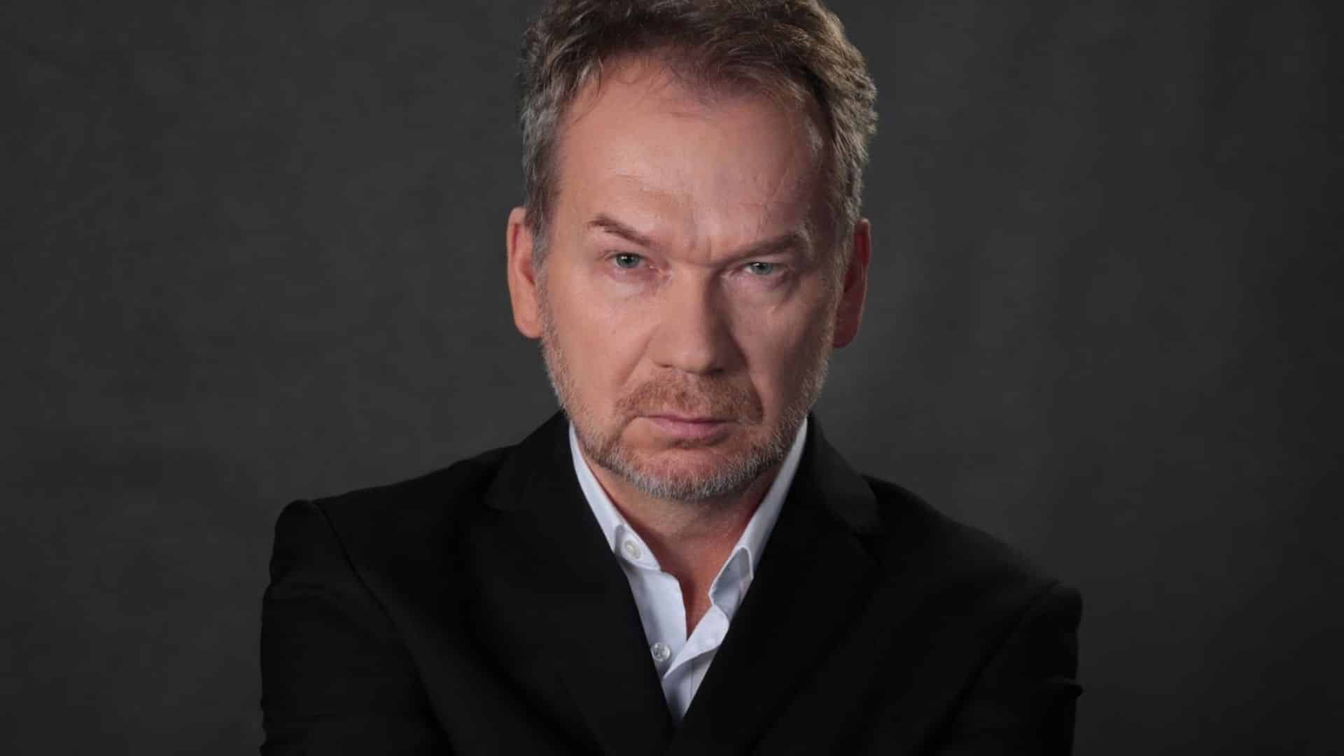 Amore al quadrato cast e personaggi del film Netflix Amore al quadrato cast e personaggi del film Netflix