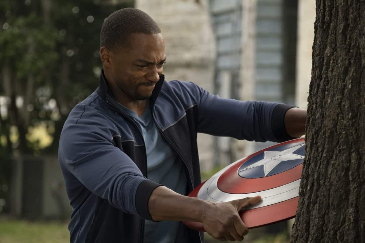 The Falcon and The Winter Soldier: il nuovo teaser è ESPLOSIVO!