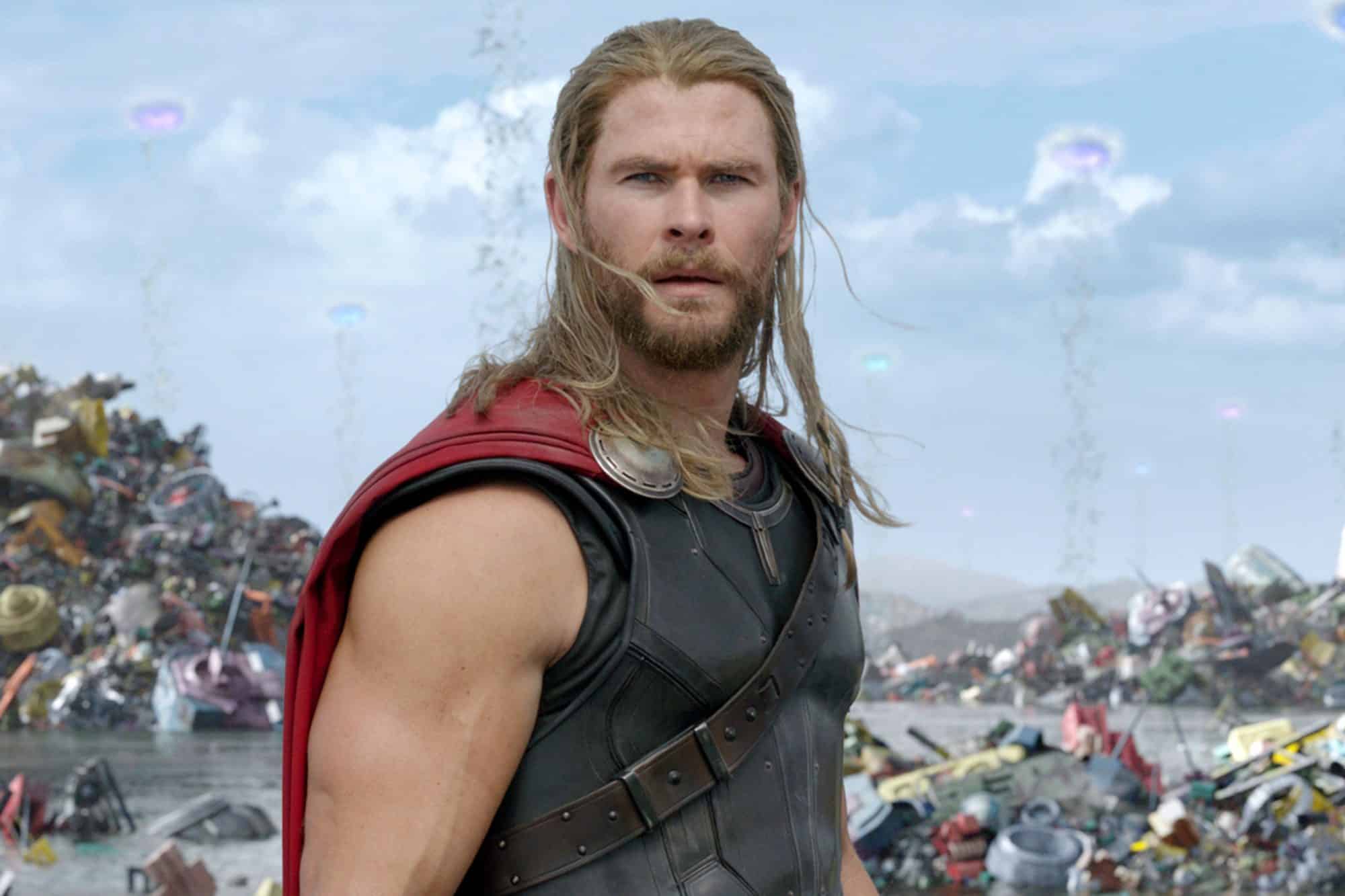 Thor: Love and Thunder – un leak mostra le armature di Thor e Jane Foster