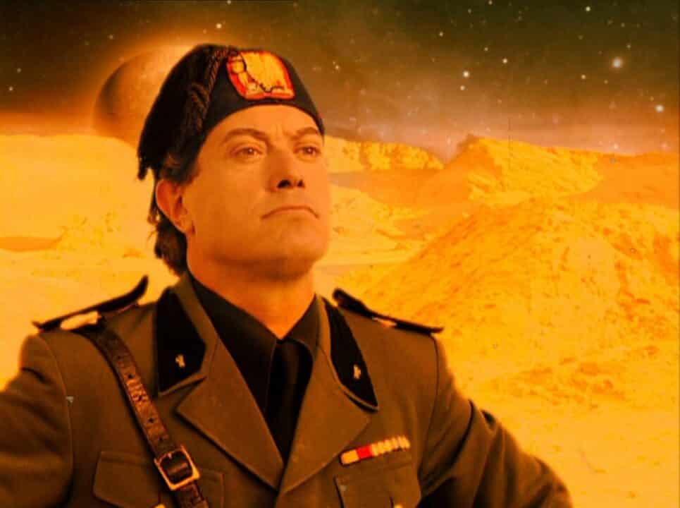 Corrado Guzzanti ne I Fascisti su Marte