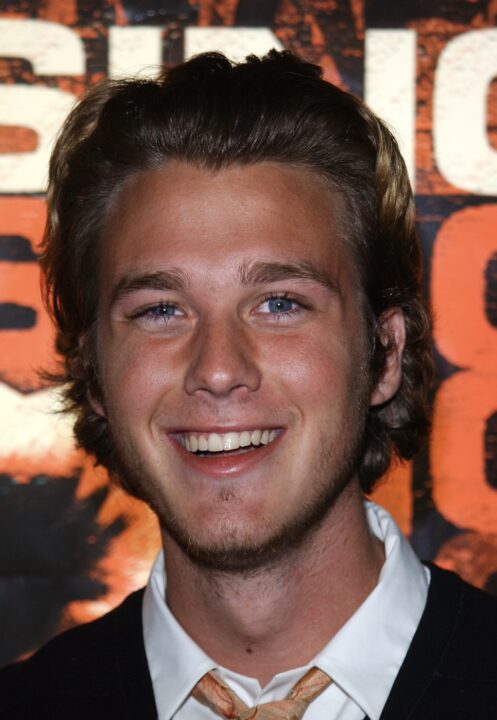 Eric Lively sorridente