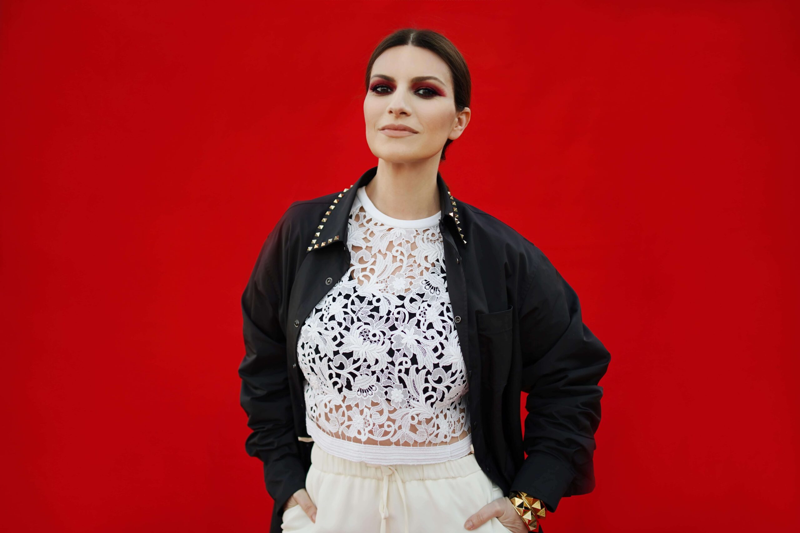 Intervista a Laura Pausini per gli Oscar 2021: “Devo tutto a Sophia Loren che mi ha scelta”