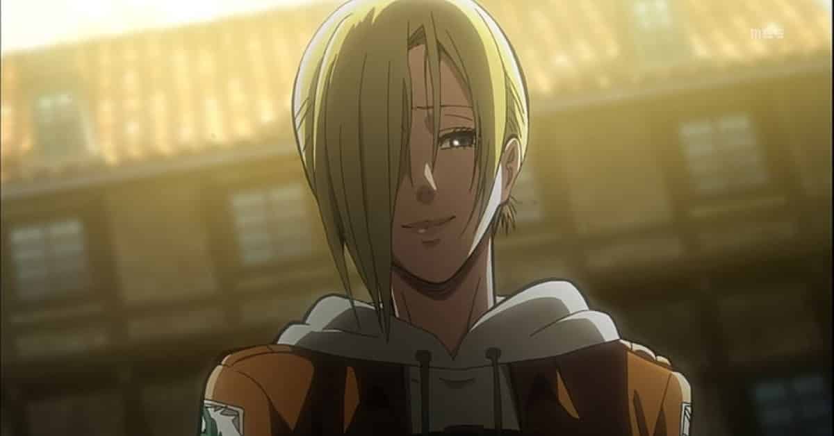 L’attacco dei giganti: Annie Leonhart conquista carne e ossa in questo intenso cosplay