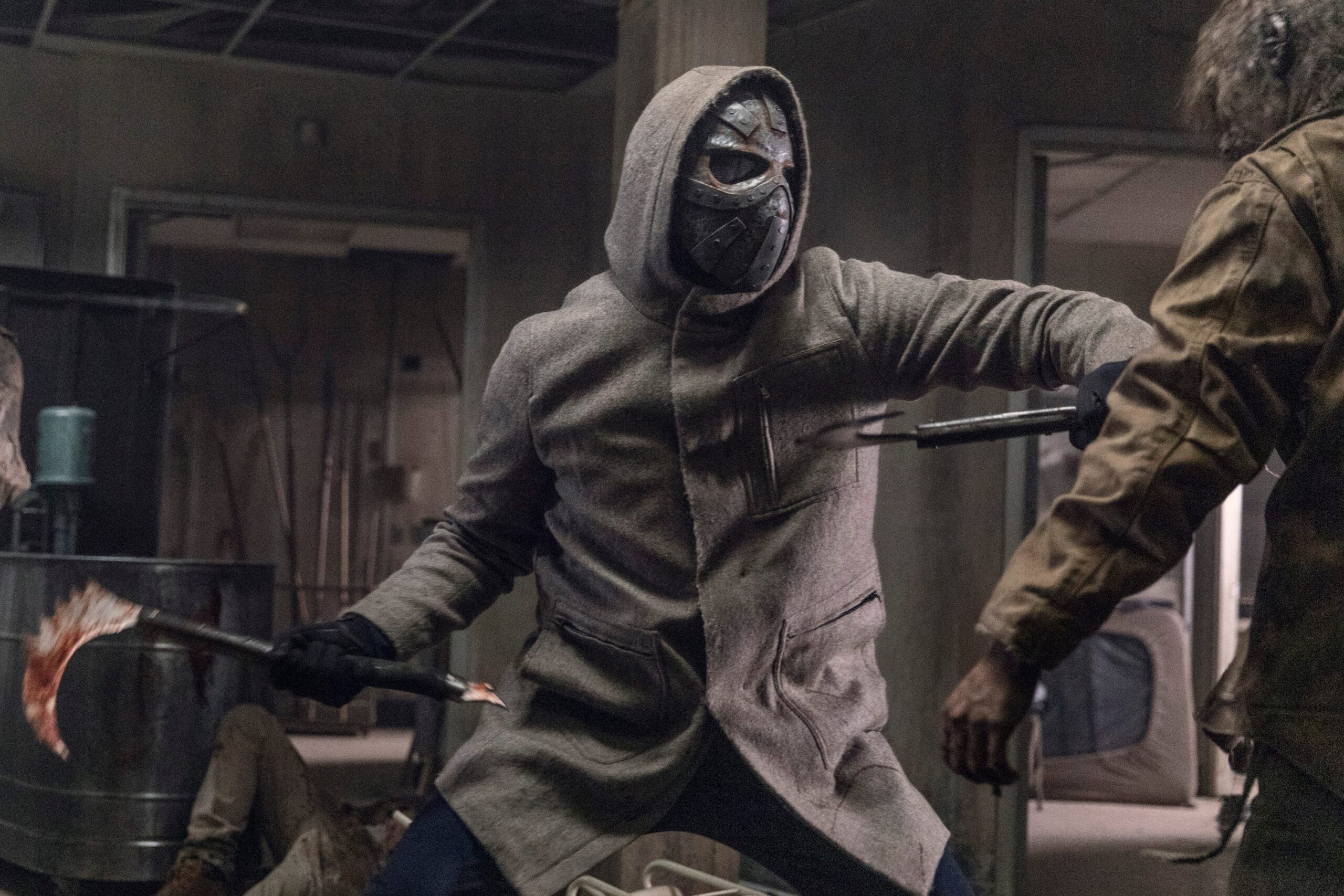 The Walking Dead 10: rivelata l’identità dell’uomo mascherato