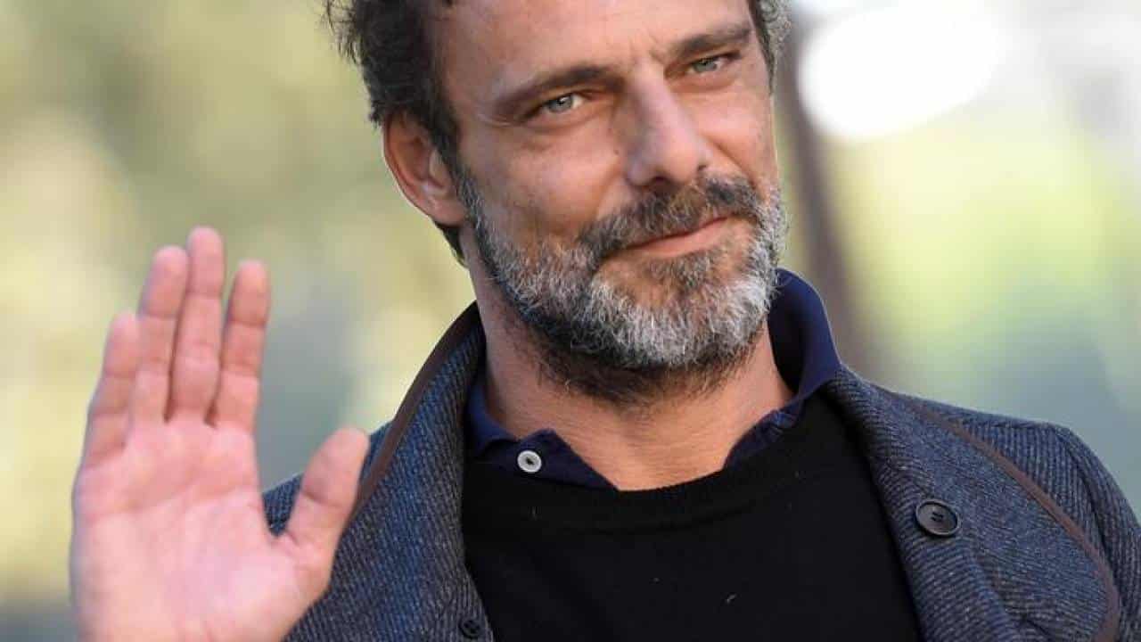 Masantonio Sezione Scomparsi - Masantonio - Sezione Scomparsi: Alessandro Preziosi torna ... - È il migliore nel ritrovare gli scomparsi, perché è stato uno di loro.