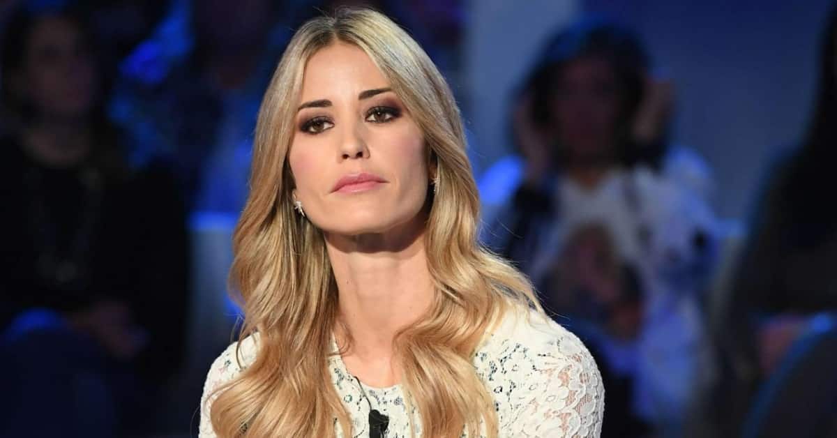 Elena Santarelli e l’incubo della malattia del figlio: “prima una caduta e poi il terribile responso dei medici”