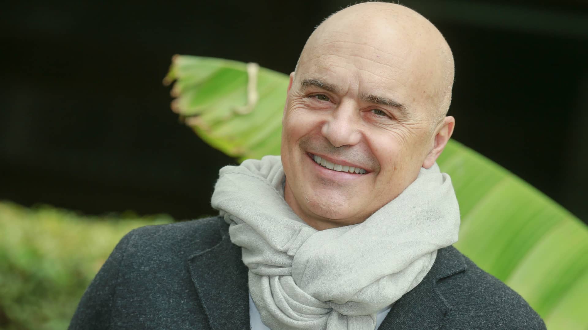 Luca Zingaretti e la sua delusione da tifoso della Roma: “gol presi manco all’oratorio, andreste presi a schiaffoni”