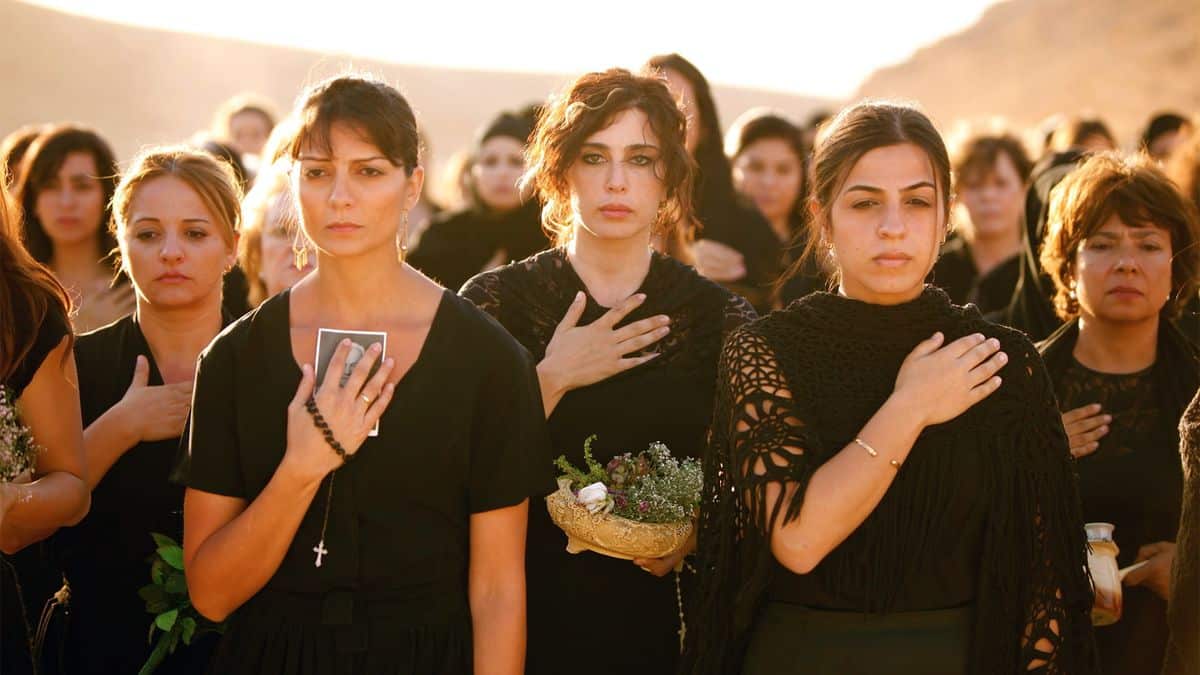 E ora dove andiamo? (2011): recensione della commedia di Nadine Labaki su Amazon Prime Video