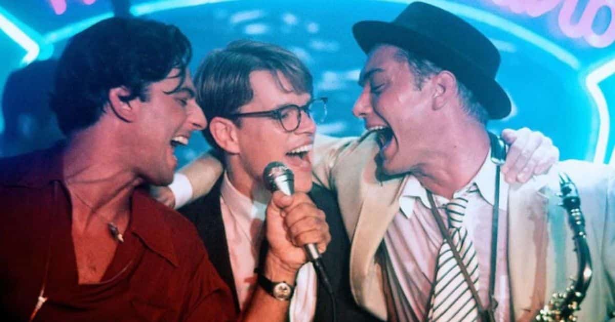 Quella volta che Fiorello fece cantare in italiano Matt Damon e Jude Law: la performance è trascinante