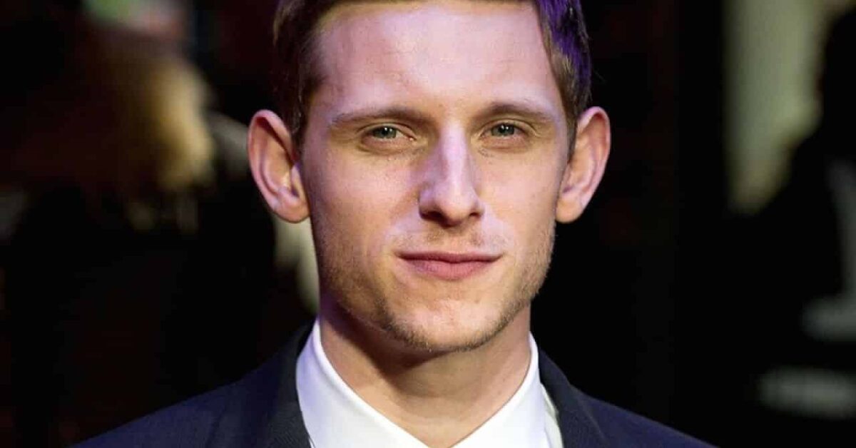 Shining Girls Jamie Bell insieme a Elisabeth Moss nel cast della serie