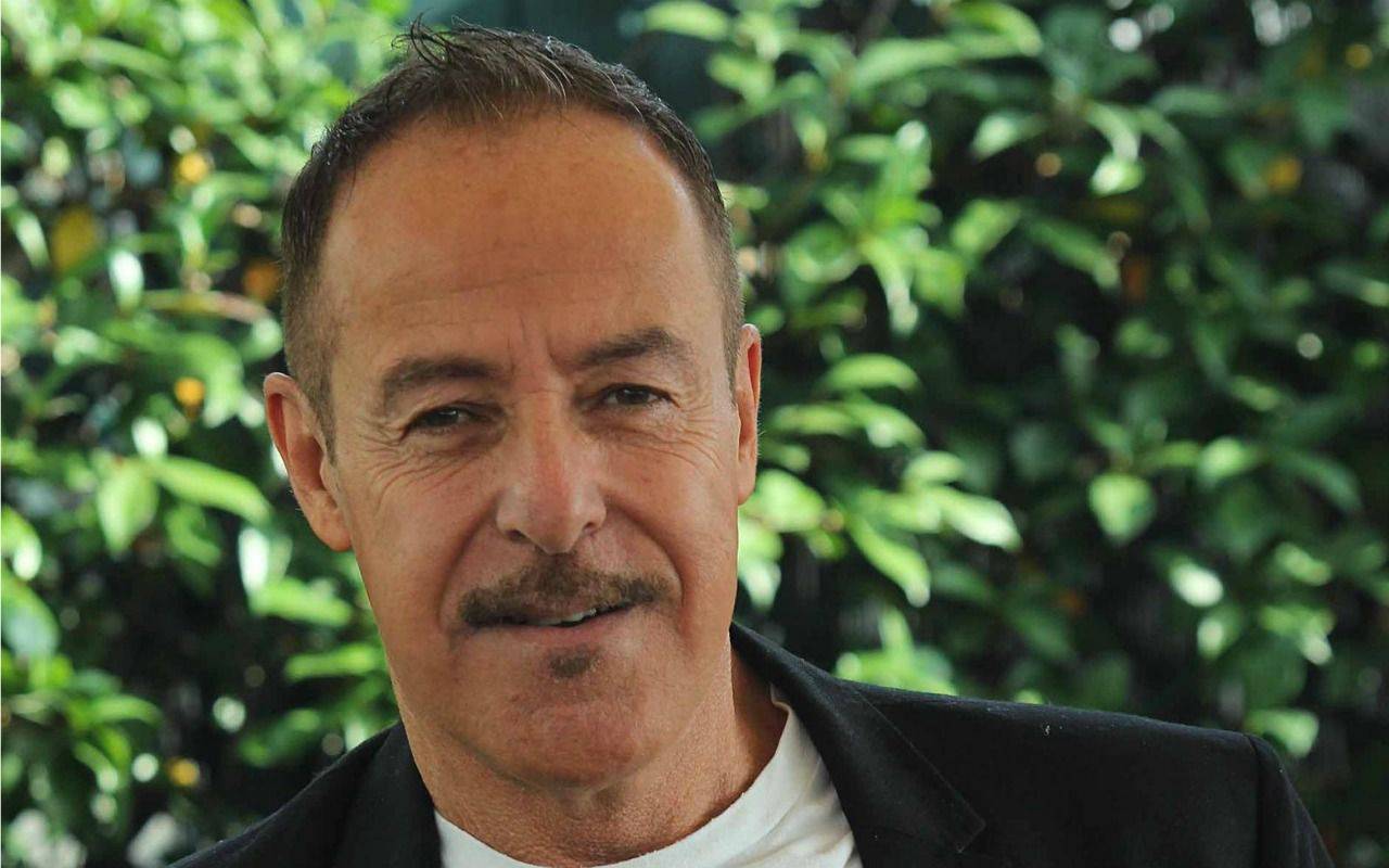 Massimo Lopez: dopo l’infarto il mistero sulla sua vita sentimentale: “c’è qualcuno nel mio cuore, ed è importante che ci sia”