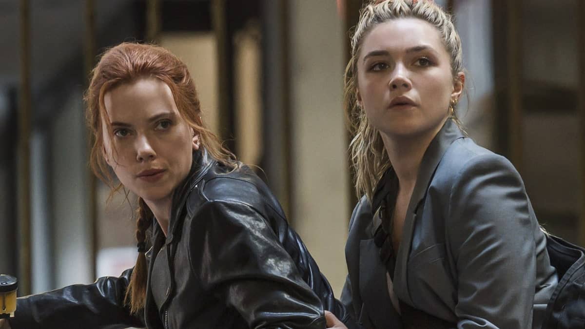 Black Widow: Scarlett Johansson e Florence Pugh sono in fuga in una nuova clip del film!