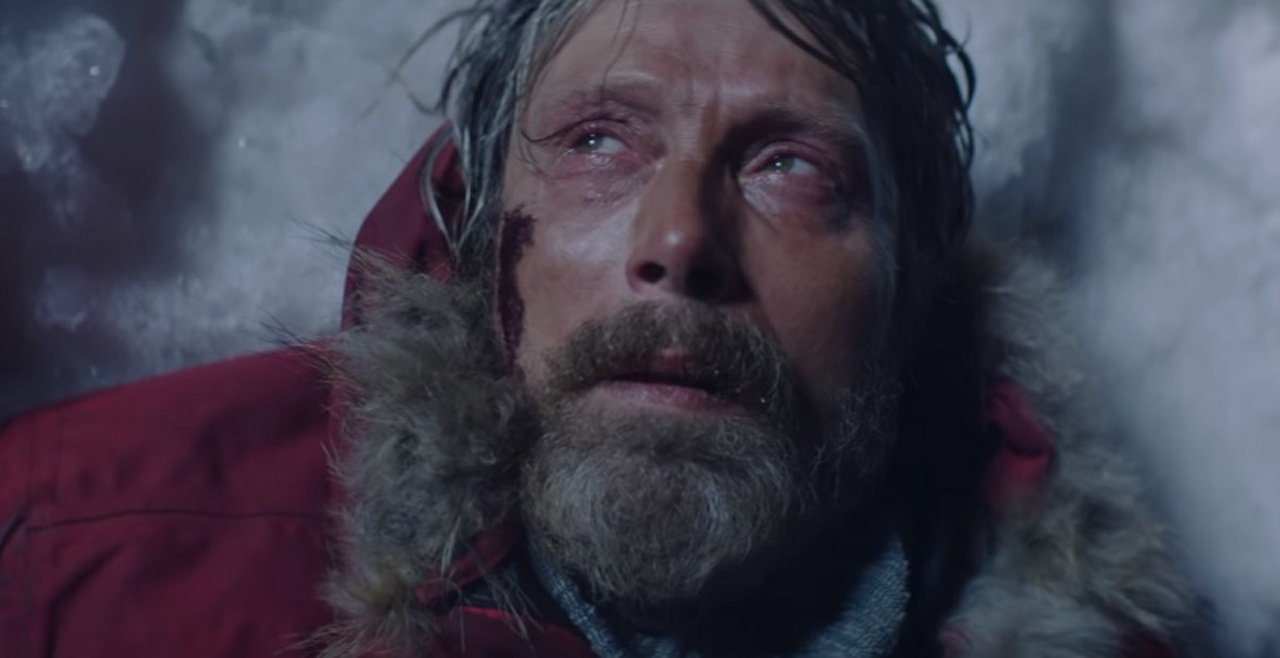 Primo piano Mads Mikkelsen in Arctic